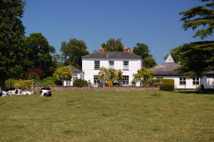 The White House, Poringland
