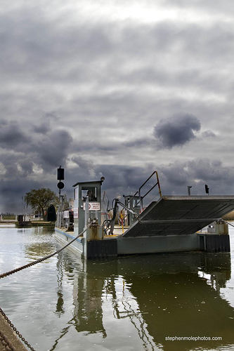 Reedham Ferry by Stephen Mole