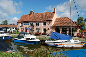 Pleasure Boat Inn, Hickling